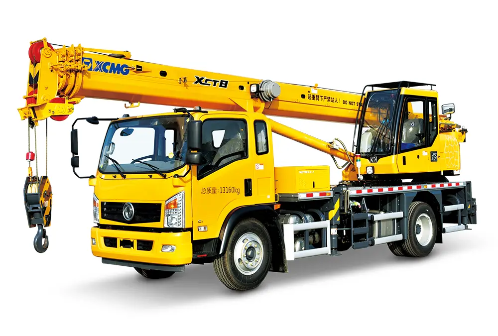 トラッククレーンXCT8L4